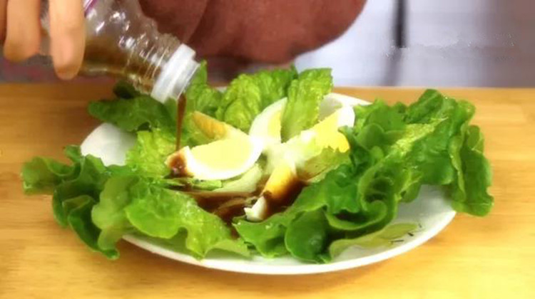 懒人食谱—鸡蛋蔬菜沙拉